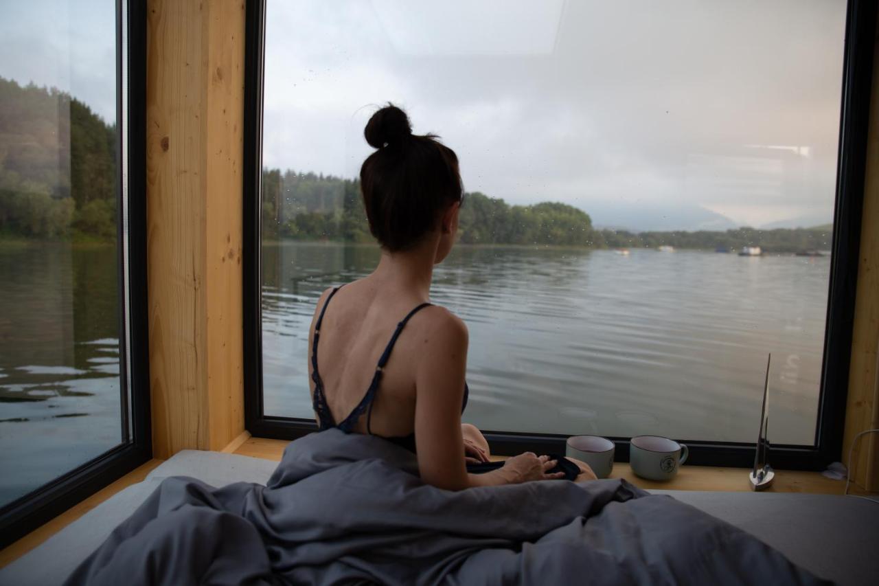 Aquachill Houseboat & Wellness Hotel Liptovský Trnovec Екстериор снимка
