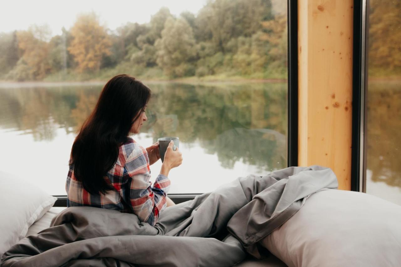 Aquachill Houseboat & Wellness Hotel Liptovský Trnovec Екстериор снимка